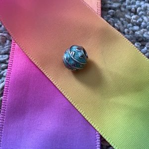 Pandora charm - aqua with leaves